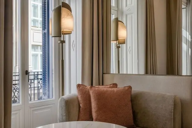 Premium Oda, 1 En Büyük (King) Boy Yatak, Balkon, Şehir Manzaralı