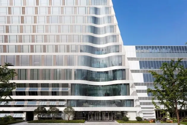 Oda, 2 Çift Kişilik Yatak, Sigara İçilmez, Şehir Manzaralı
