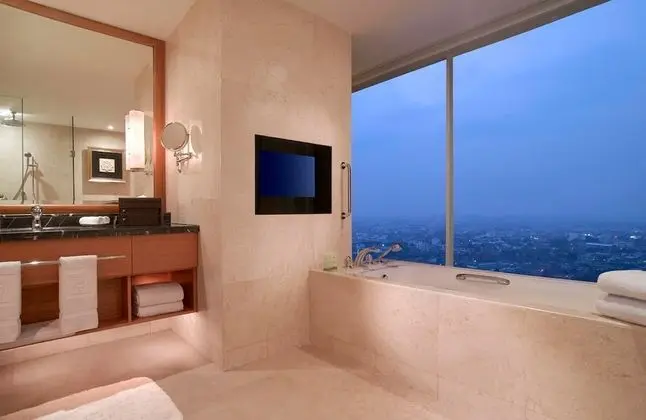 Executive Deluxe, 1 King Bed, Non Smoking