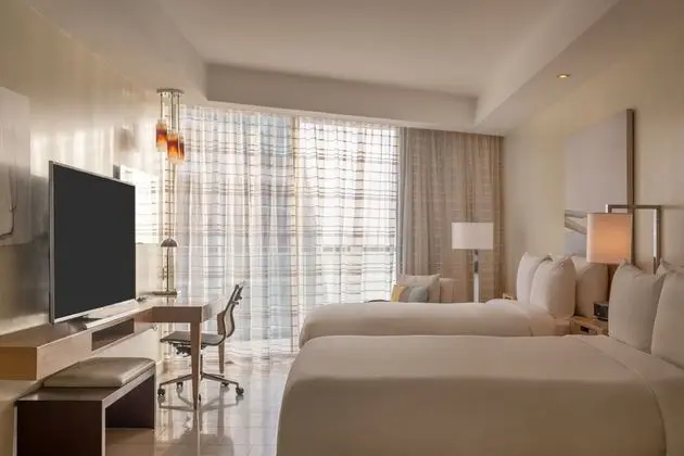 Deluxe Oda, 2 Çift Kişilik Yatak, Kısmi Deniz Manzarası