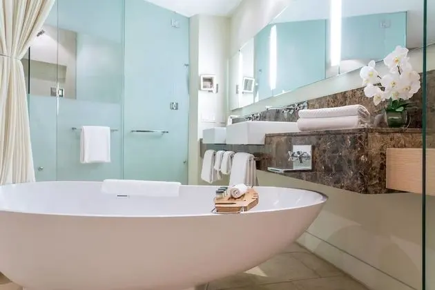 Deluxe Oda, 2 Çift Kişilik Yatak, Kısmi Deniz Manzarası