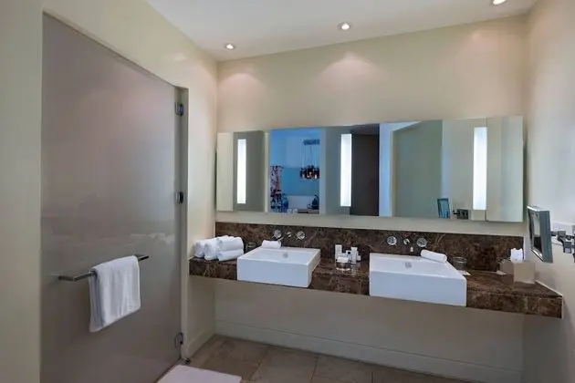 Deluxe Oda, 2 Çift Kişilik Yatak, Kısmi Deniz Manzarası