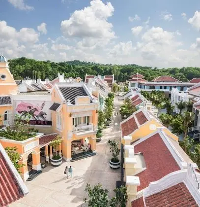 Süit, 2 Çift Kişilik Yatak, Balkon, Resort Manzaralı (Rue De Lamarck Junior Suite, Balcony)
