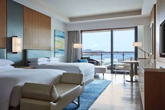 Oda, 2 Çift Kişilik Yatak, Balkon, Kısmi Deniz Manzarası