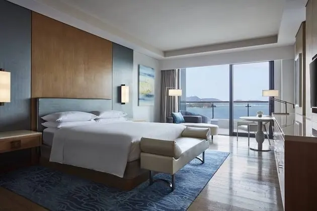 Oda, 2 Çift Kişilik Yatak, Balkon, Kısmi Deniz Manzarası