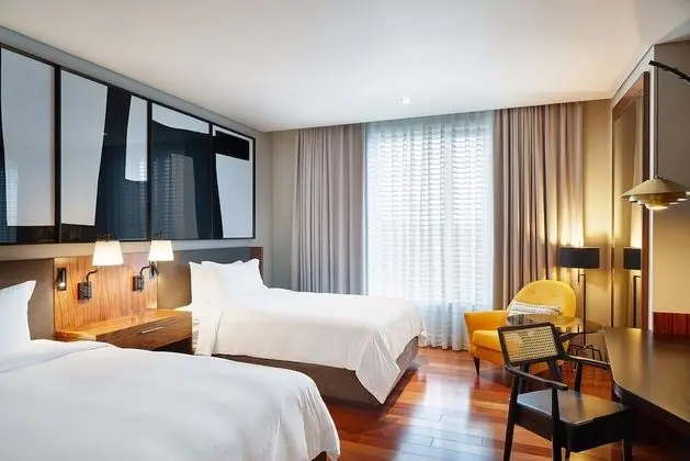 Premium Oda, 2 Çift Kişilik Yatak, Sigara İçilmez, Küvet