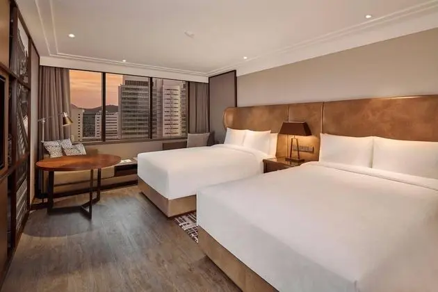 King Suite, 2 Double Beds, 1 Bedroom, Non Smoking (Executive Lounge Access)