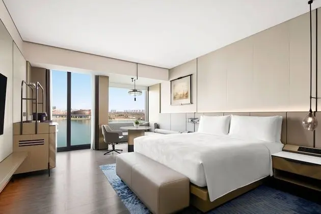 Oda, 1 En Büyük (King) Boy Yatak, Balkon, Göl Manzaralı