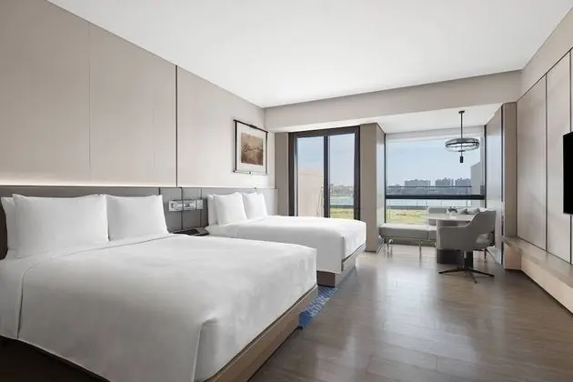 Oda, 2 Çift Kişilik Yatak, Balkon, Göl Manzaralı