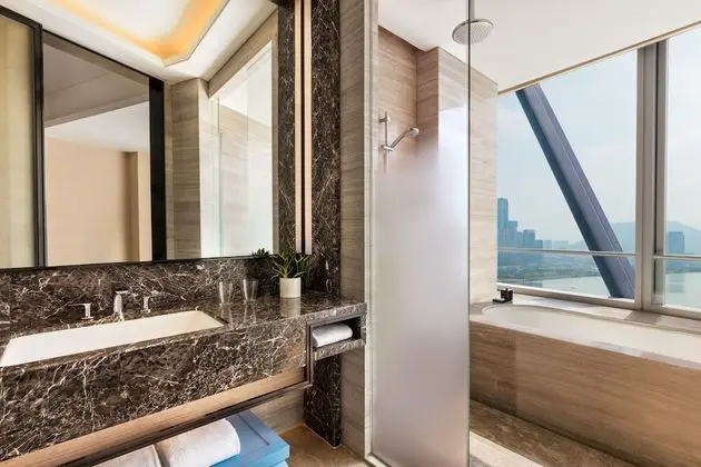 Oda, 1 En Büyük (King) Boy Yatak, Koy Manzaralı, Kule