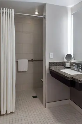 Oda, 2 Çift Kişilik Yatak (Hearing Accessible)