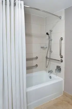 Oda, 2 Çift Kişilik Yatak (Hearing Accessible)
