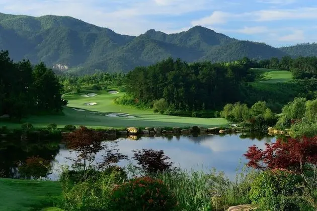 Oda, 2 Çift Kişilik Yatak, Balkon, Golf Manzaralı