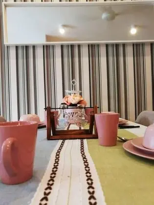 ETM Midhills Modern Urban 2BR Suites