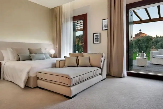 Deluxe Oda, 1 En Büyük (King) Boy Yatak