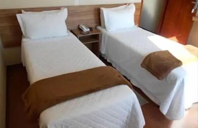 İki Ayrı Yataklı Oda, 2 Tek Kişilik Yatak