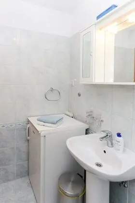 Tek Büyük veya İki Ayrı Yataklı Oda, Bahçe Manzaralı