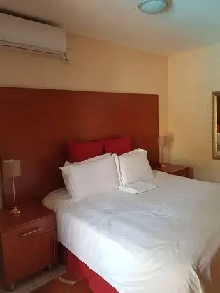 Tek Büyük Yataklı Oda, 1 Çift Kişilik Yatak