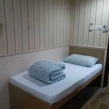 Üç Kişilik Oda