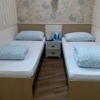Üç Kişilik Oda