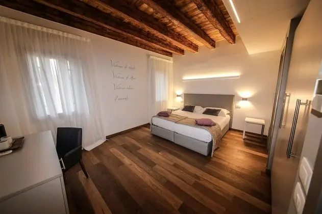 Deluxe Tek Büyük Yataklı Oda, 1 Büyük (Queen) Boy Yatak