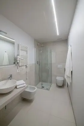 Deluxe Tek Büyük Yataklı Oda, 1 Büyük (Queen) Boy Yatak