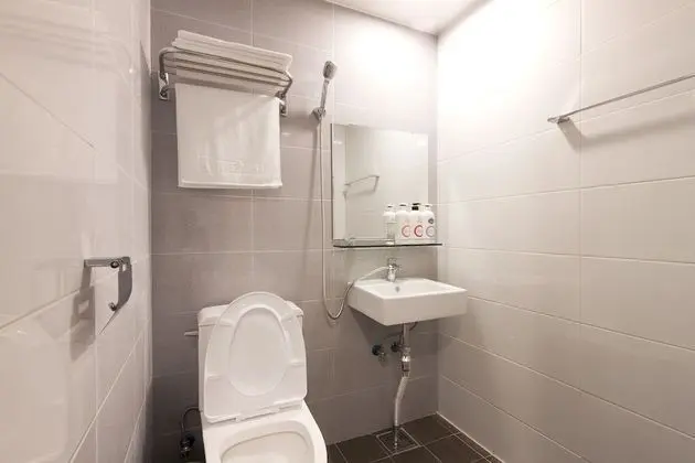Standard Tek Büyük Yataklı Oda