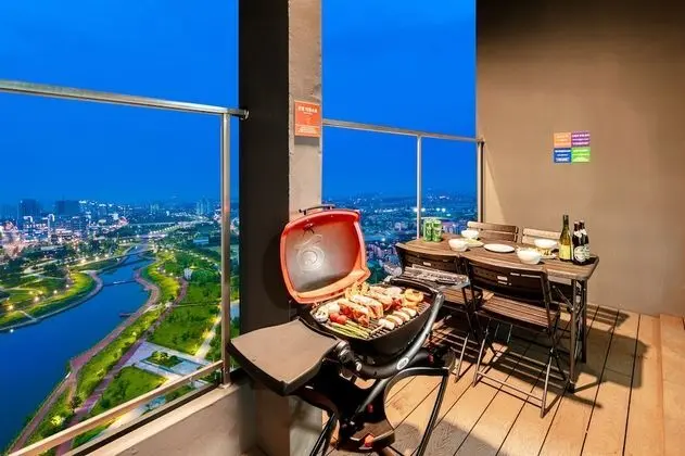 Deluxe Çatı Katı Süiti (Penthouse), Teras (Netflix available)