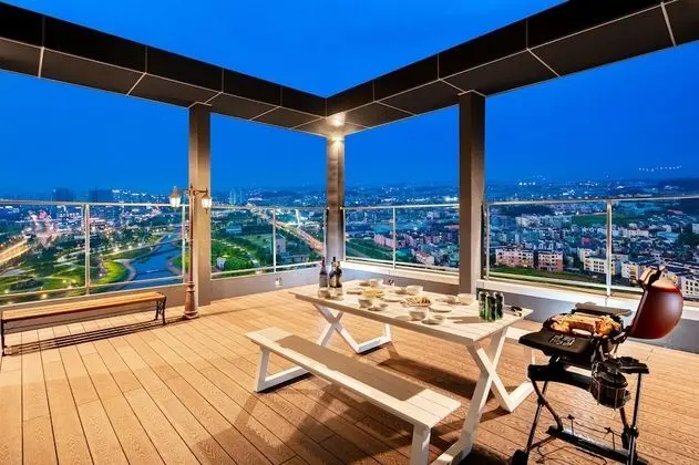 Grand Çatı Katı Süiti (Penthouse), Teras, Göl Manzaralı (Netflix available)