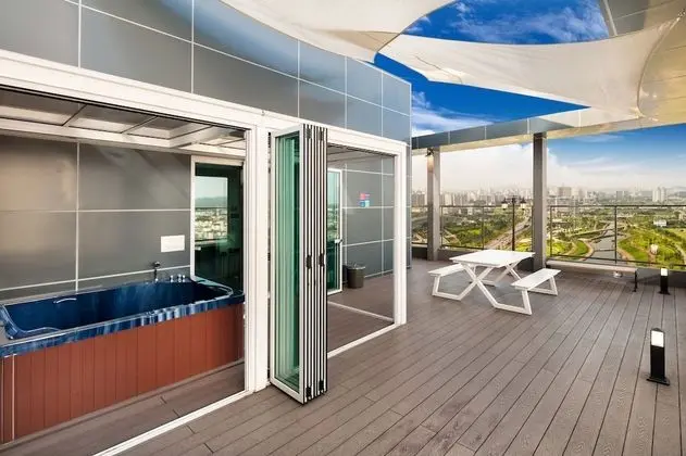 Grand Çatı Katı Süiti (Penthouse), Teras, Göl Manzaralı (Netflix available)