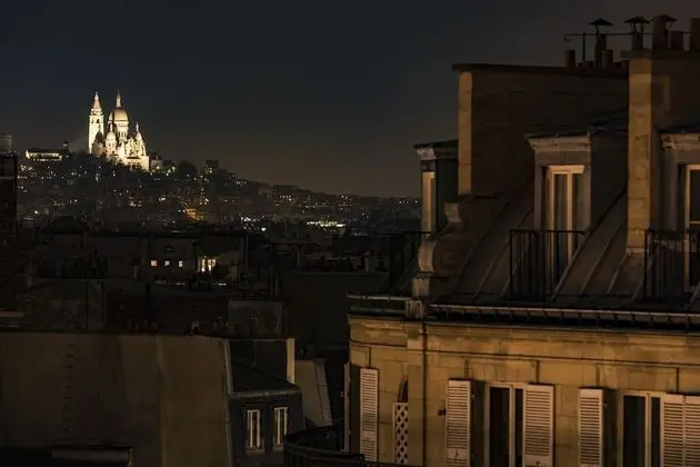 Tek Büyük veya İki Ayrı Yataklı Oda, Balkon
