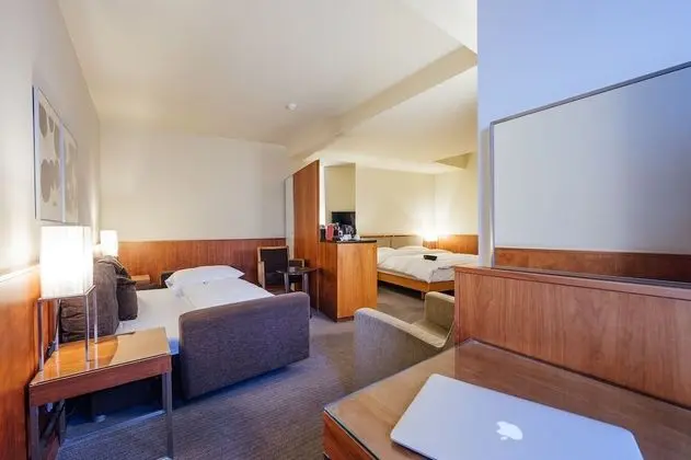 Spacious Urban