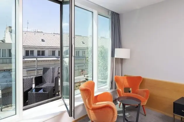 Deluxe Terrace