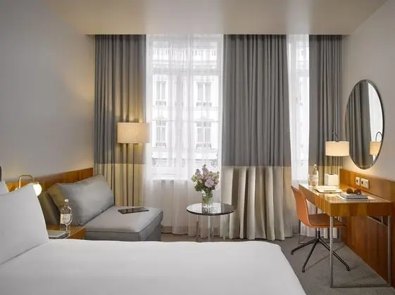 Spacious Urban