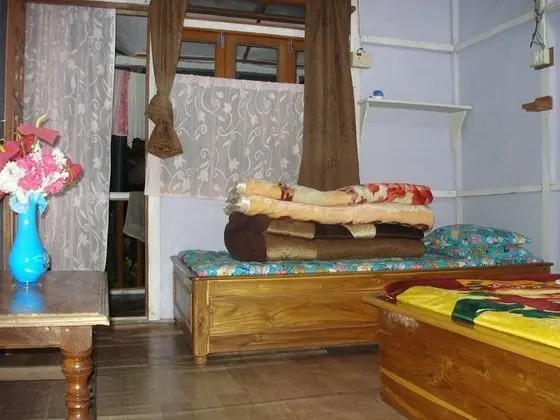 Basic Ortak Ranzalı Oda