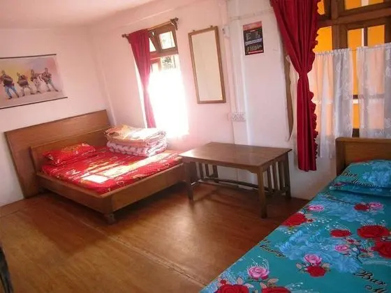 Tek Büyük Yataklı Oda, 1 Çift Kişilik Yatak
