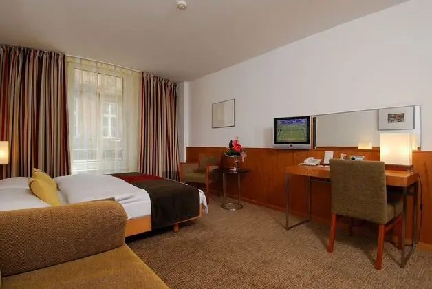 Spacious Urban