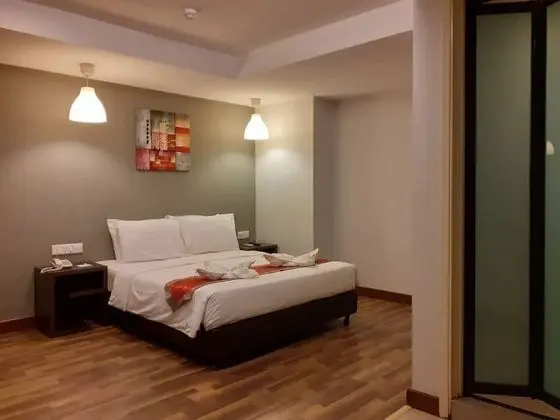 Standard Tek Büyük Yataklı Oda