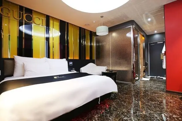 Premium Oda (Onsite payment for more than 2 people)