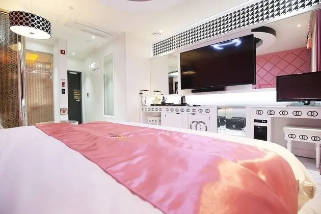 Premium Oda (Onsite payment for more than 2 people)