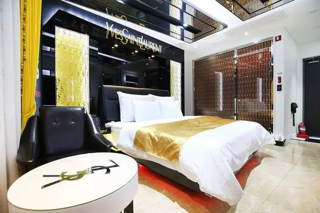 Premium Oda (Onsite payment for more than 2 people)