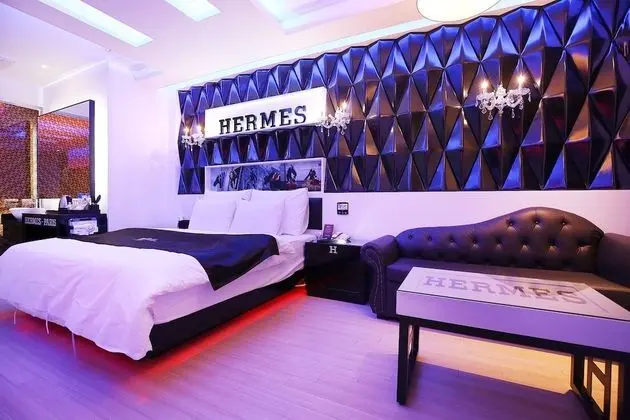 Premium Oda (Onsite payment for more than 2 people)