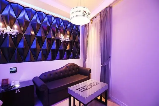 Premium Oda (Onsite payment for more than 2 people)