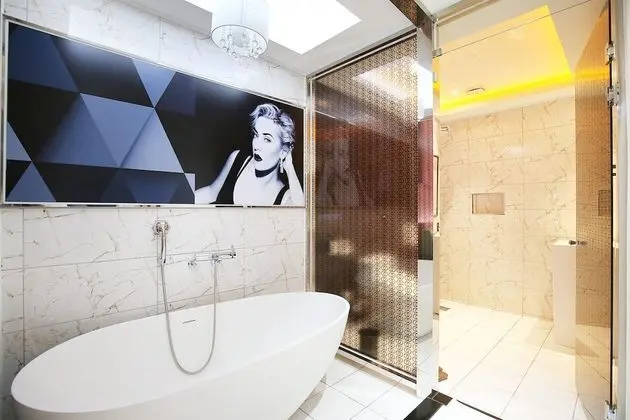 Premium Oda (Onsite payment for more than 2 people)