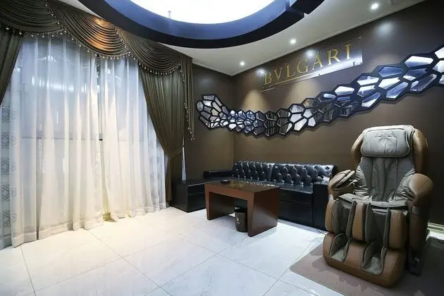 Semi Suite (Karaoke) - On site payment for more than 2 people