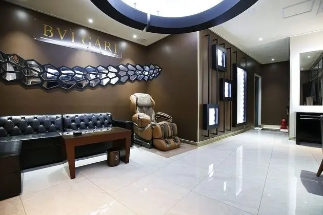 Semi Suite (Karaoke) - On site payment for more than 2 people