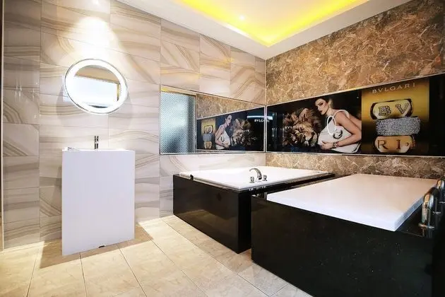 Semi Suite (Karaoke) - On site payment for more than 2 people