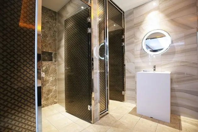 Semi Suite (Karaoke) - On site payment for more than 2 people