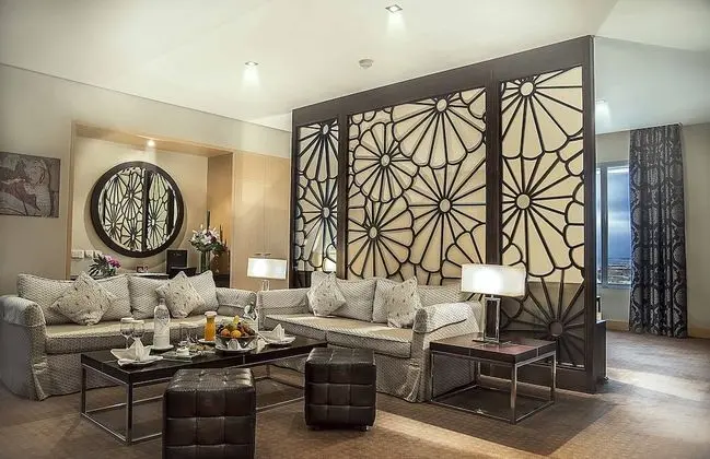 Senior Süit, Birden Çok Yatak, Sigara İçilmez, Küçük Mutfak (Converts to 2 Twin Beds)