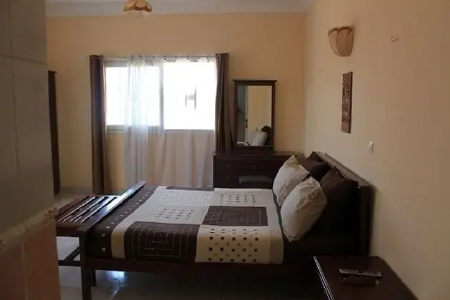 Standard Tek Büyük Yataklı Oda (Saumon)